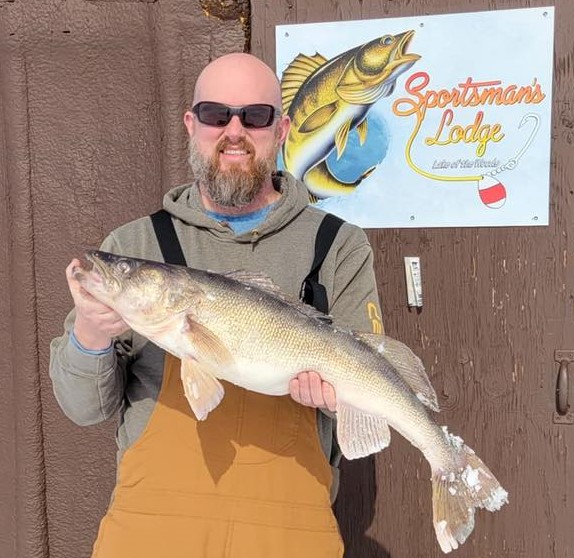 Walleye caught at Sportsman's Lodge